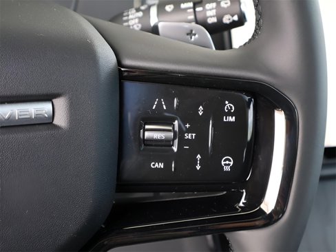 New 2026 Land Rover Range Rover Evoque Dynamic SE image 32