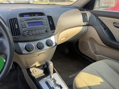 Used 2010 Hyundai Elantra GLS image 13