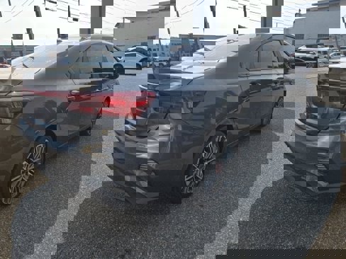 Used 2023 Kia Forte LXS image 7