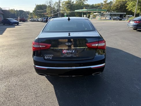 Used 2015 Kia Cadenza Premium w/ Technology Package image 9