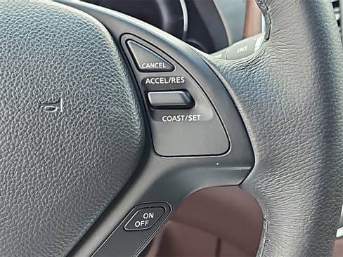 Used 2017 INFINITI QX50 AWD image 17