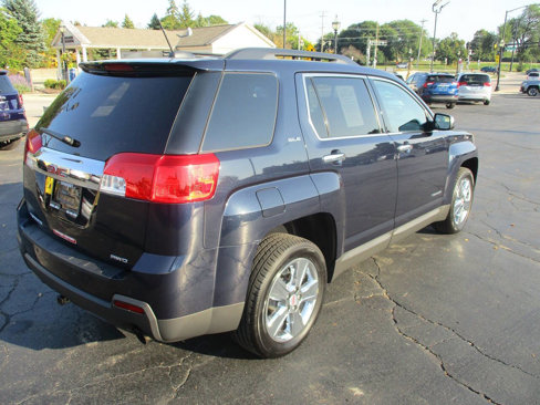 Used 2015 GMC Terrain SLE w/ Chrome Edition image 5