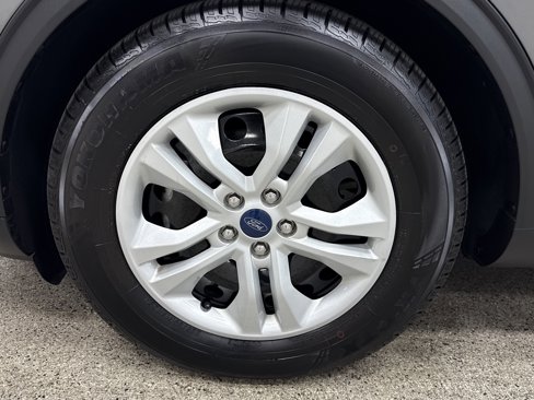 Used 2021 Ford Escape S image 2