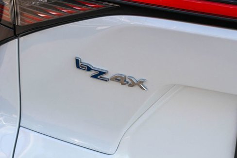 Used 2024 Toyota bZ4X XLE image 12