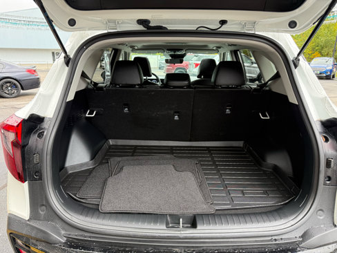 Used 2024 Kia Seltos EX image 13