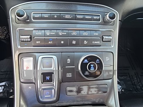 Used 2023 Hyundai Santa Fe SEL w/ Premium Package image 29