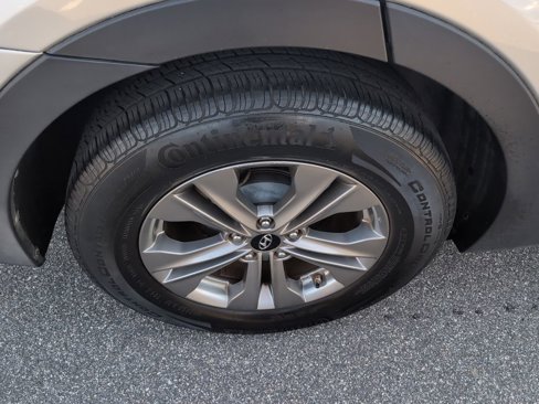Used 2015 Hyundai Santa Fe Sport image 10