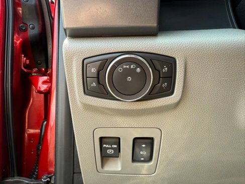 Used 2018 Ford F150 XLT w/ Equipment Group 302A Luxury image 13