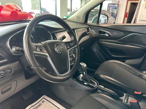 Used 2017 Buick Encore Preferred w/ Experience Buick Package image 19