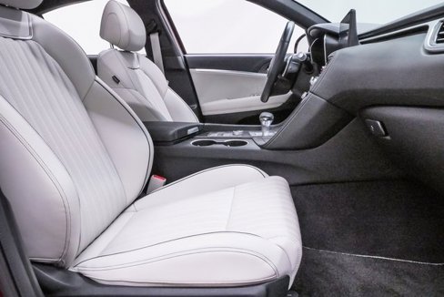 Certified 2025 Genesis G70 2.5T w/ Sport Prestige Package image 14