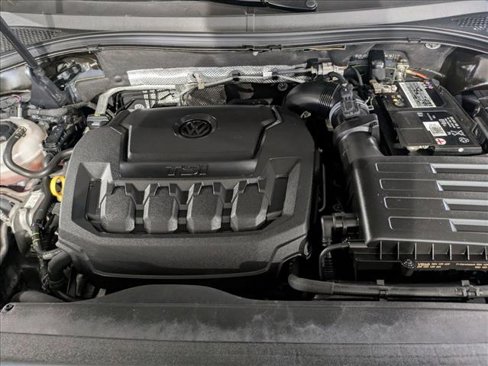 Used 2020 Volkswagen Tiguan SE w/ Panoramic Sunroof Package image 22