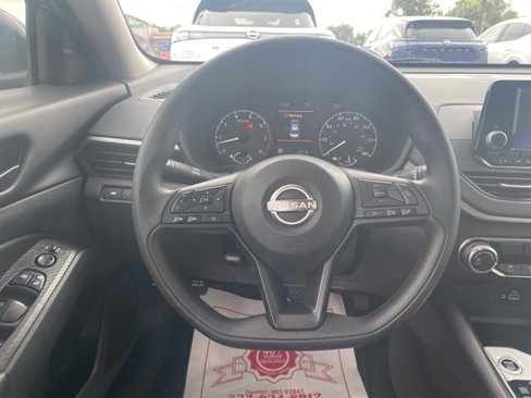 Used 2024 Nissan Altima 2.5 S image 15