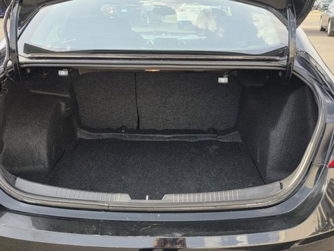 Used 2022 Chevrolet Malibu LT image 25