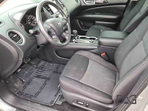 Used 2019 Nissan Pathfinder SV image 14