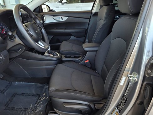 Used 2023 Kia Forte LXS image 18