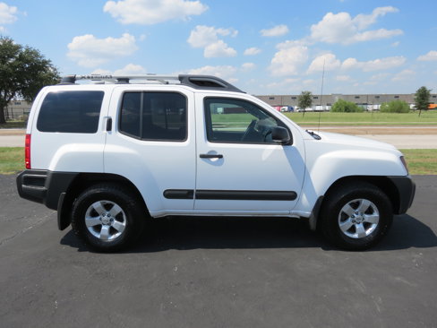 Used 2011 Nissan Xterra S image 4