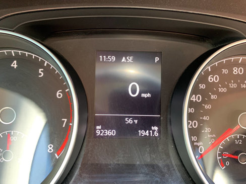 Used 2017 Volkswagen Golf Alltrack SEL image 9