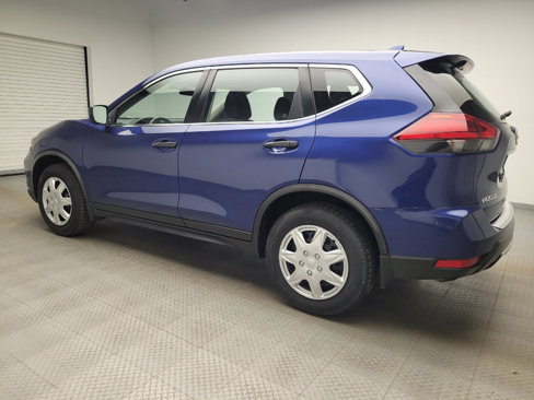 Used 2017 Nissan Rogue S image 3