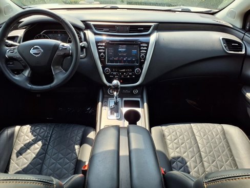 Used 2021 Nissan Murano Platinum w/ Cargo Package image 3