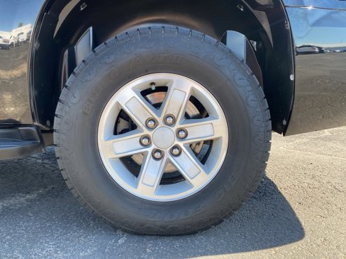 Used 2011 GMC Yukon SLE image 17