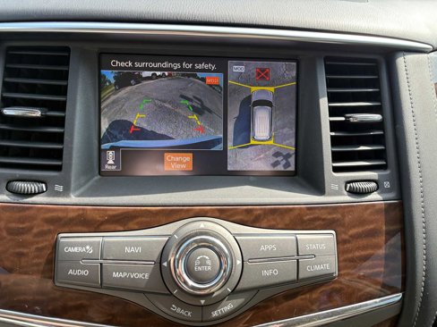 Used 2020 Nissan Armada SL image 31