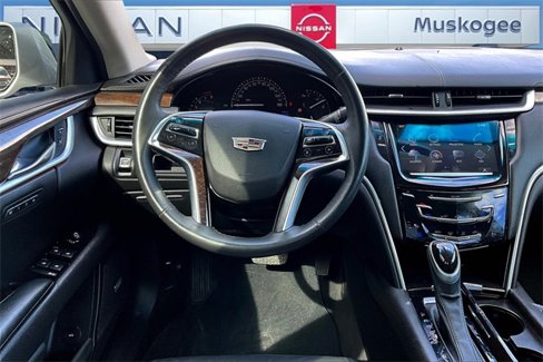 Used 2017 Cadillac XTS Luxury image 8