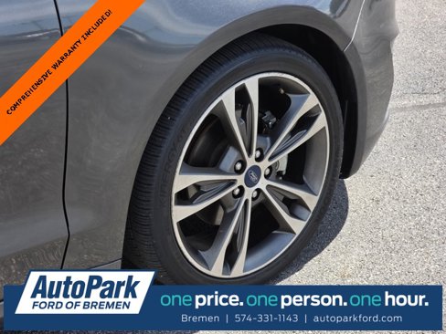 Used 2020 Ford Fusion Titanium image 15
