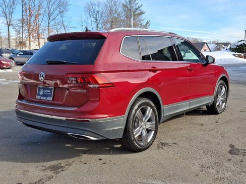 Used 2019 Volkswagen Tiguan SEL Premium image 11