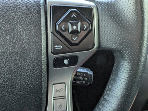 Used 2022 Toyota 4Runner SR5 image 24