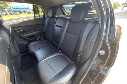Used 2019 Chevrolet Trax LT w/ LT Convenience Package image 19