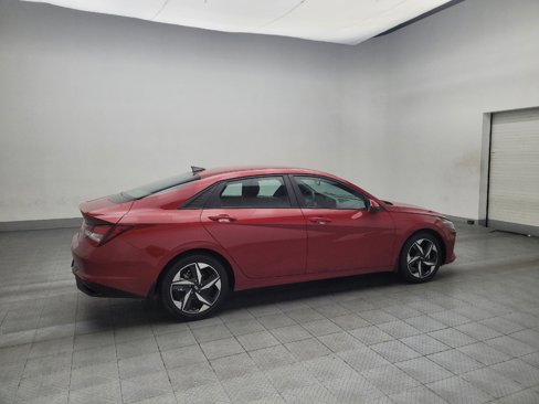 Used 2023 Hyundai Elantra SEL w/ Convenience Package image 10