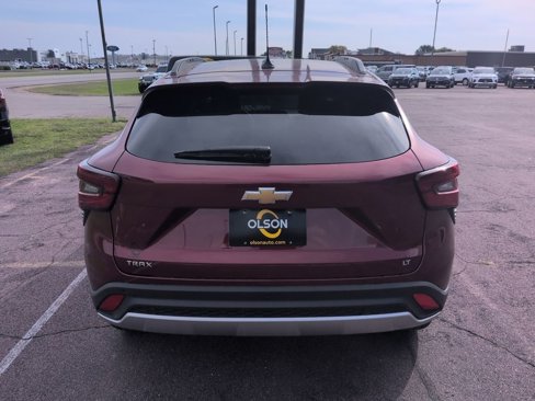 New 2025 Chevrolet Trax LT w/ Driver Confidence Package image 4