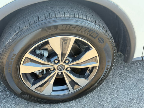 Used 2023 Nissan Murano SV image 29