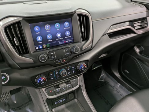 Used 2022 GMC Terrain AT4 w/ Infotainment Package II image 11