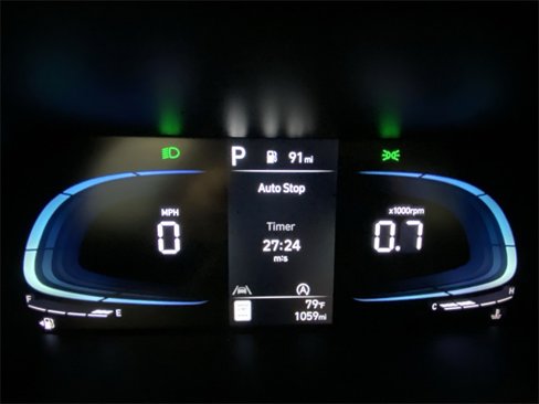 Used 2025 Hyundai Elantra SE image 15