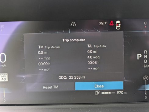 Used 2023 Volvo XC40 B5 Ultimate image 34