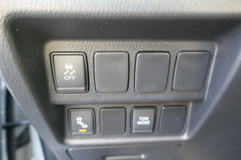 Used 2019 Nissan Pathfinder SV image 26