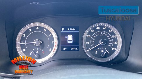 Used 2022 Hyundai Venue SE image 16