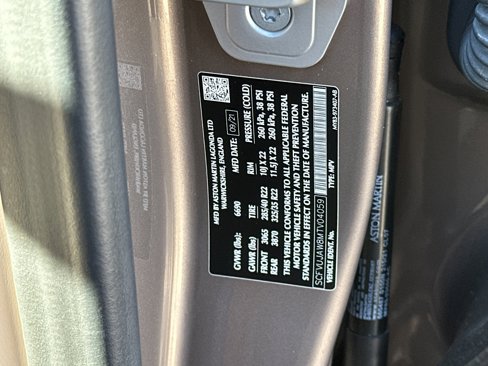 Used 2021 Aston Martin DBX image 33