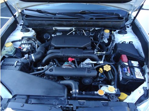 Used 2010 Subaru Outback 2.5i Premium image 27