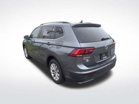 Used 2019 Volkswagen Tiguan SE image 3