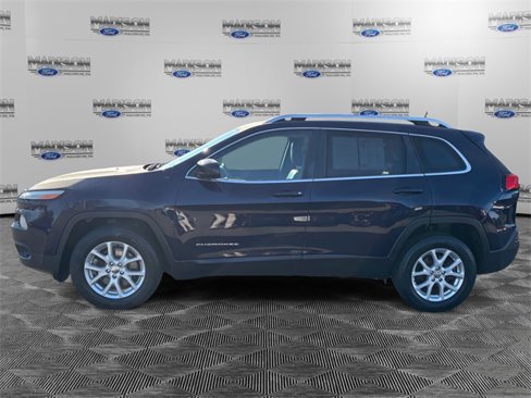 Used 2016 Jeep Cherokee Latitude image 2