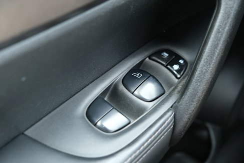 Used 2019 Nissan Rogue Sport S w/ Appearance Package image 33