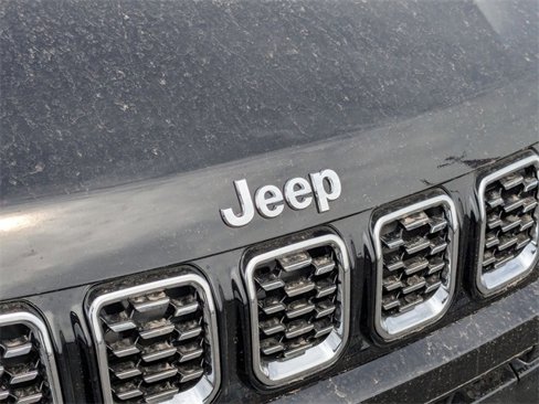 New 2025 Jeep Compass Limited image 12