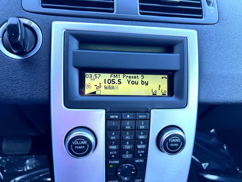 Used 2011 Volvo C70 T5 w/ Convenience Pkg image 25