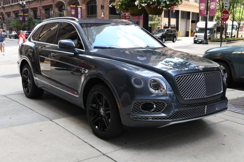 Used 2017 Bentley Bentayga image 3
