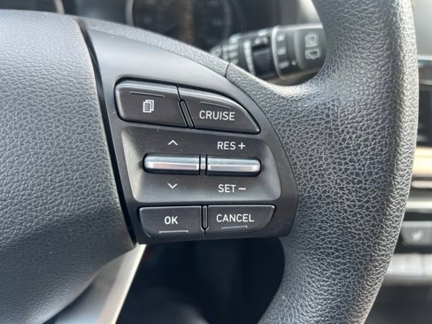 Used 2019 Hyundai Elantra GT image 20