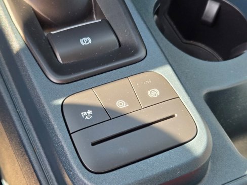 Used 2023 Ford Maverick XLT image 29
