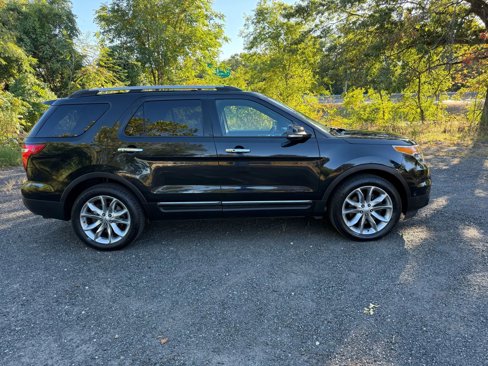Used 2015 Ford Explorer Limited w/ Equipment Group 302A image 3