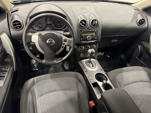 Used 2013 Nissan Rogue S image 7